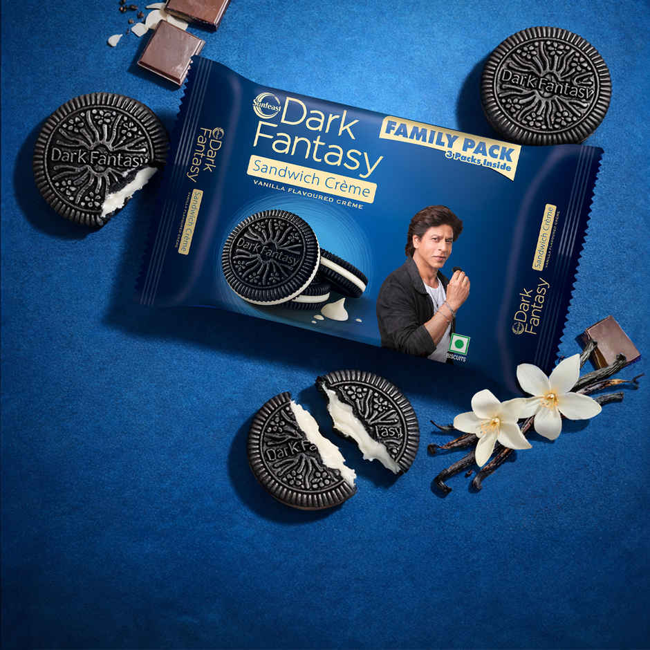 Sunfeast Dark Fantasy - Vanilla Crã¨Me, Dark Crunchy Biscuit(300gms) & Haldirams Soya Sticks(200gms) Combo