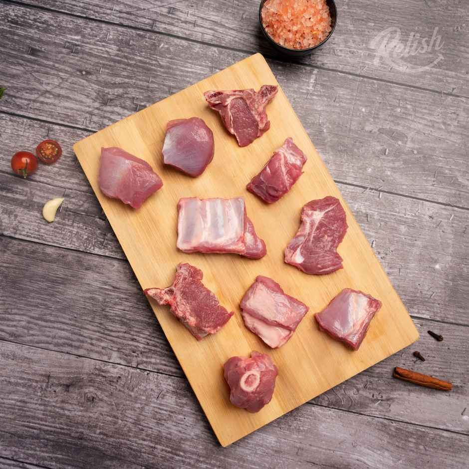 Relish Chicken Curry Cut Without Skin(500gms) & Relish Goat Curry Cut(370gms) Combo