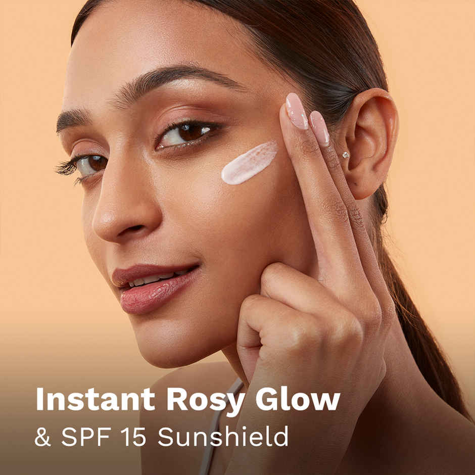 Pilgrim Illuminating Moisturizer Cream For Face Instant Rosy Glow SPF 15 Non Greasy