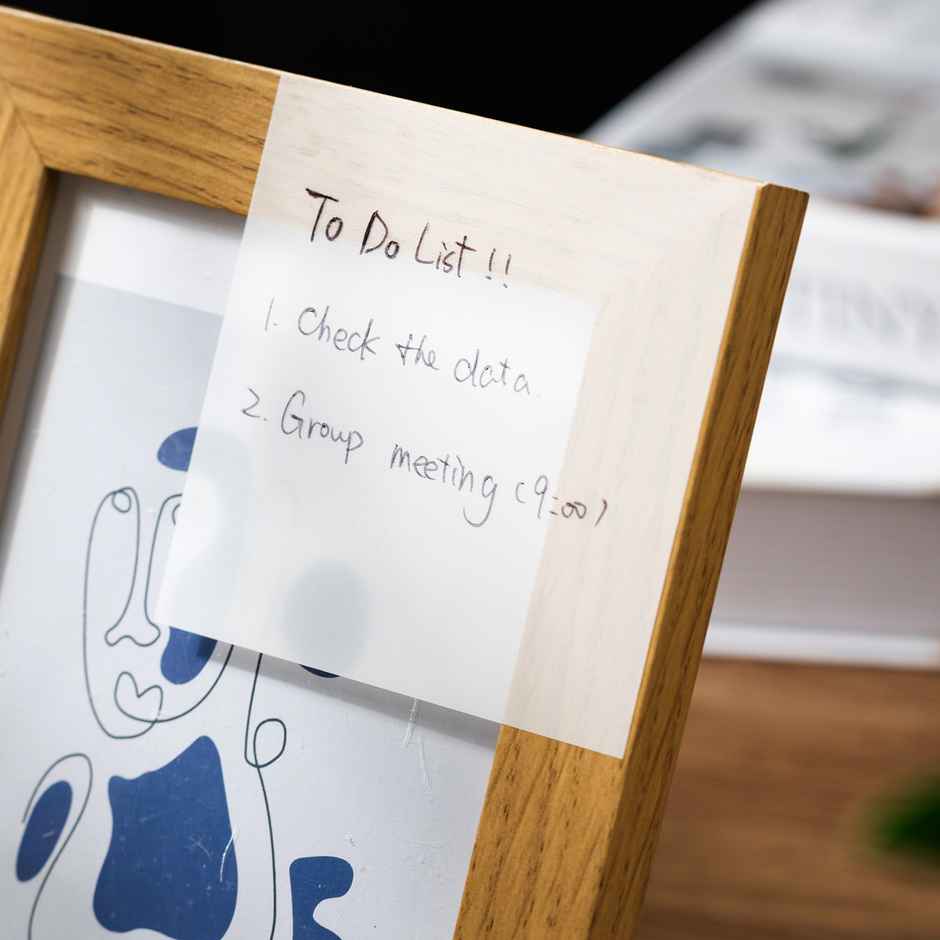 Deli EA043 Sticky Notes, 50 Sheets, 76 X 76 mm, White