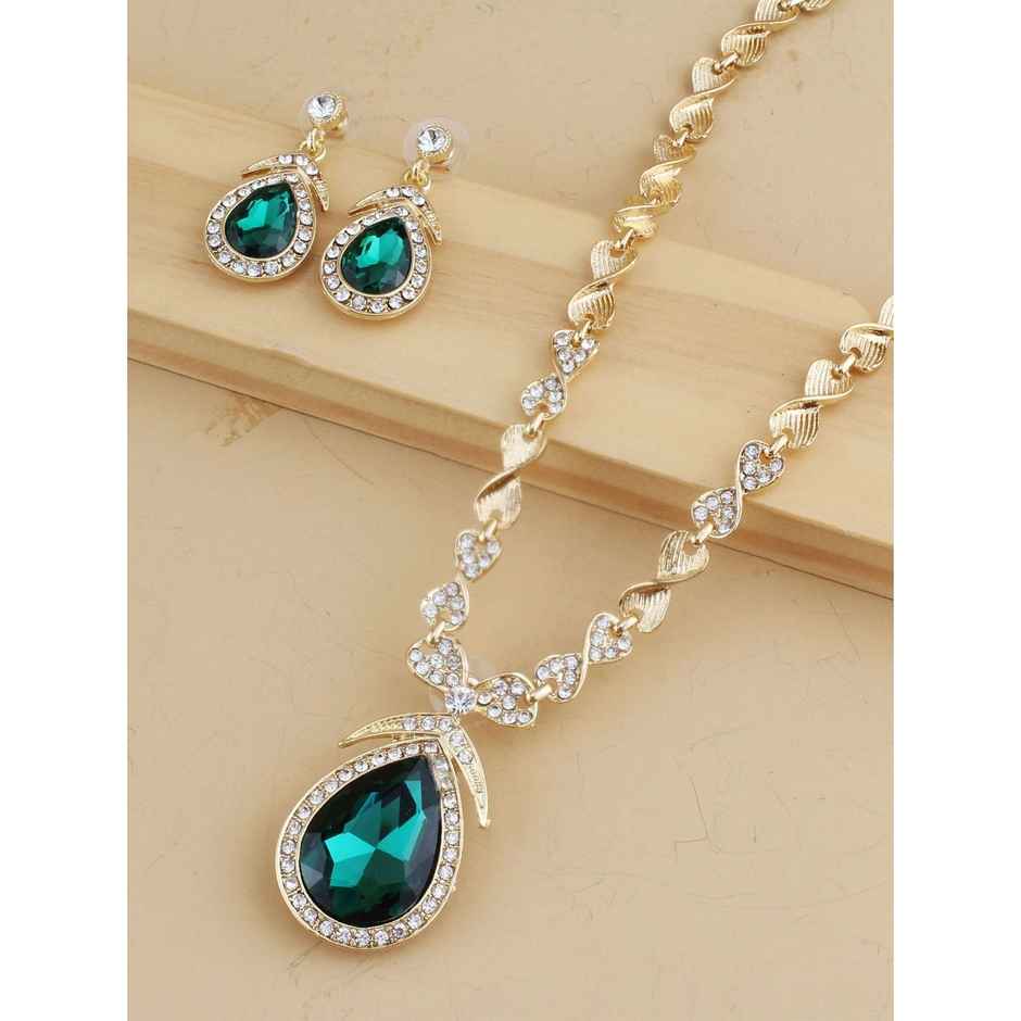 Shining Diva Fashion Latest Stylish Design Fancy Crystal Necklace Jewellery Set for Women | 15221s
