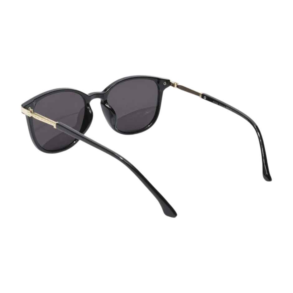 Voyage Women's Plastic Wayfarer Sunglasses | Black - L