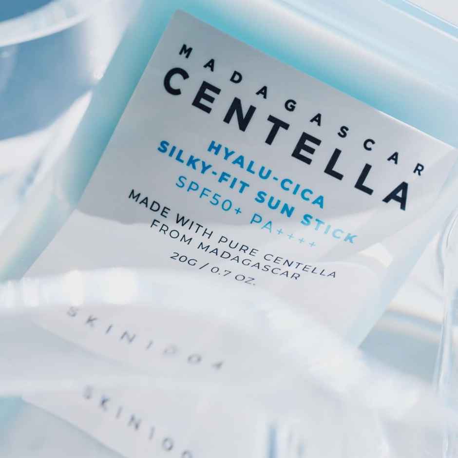 Skin1004 Madagascar Centella Hyalu-Cica Silky-Fit Sun Stick