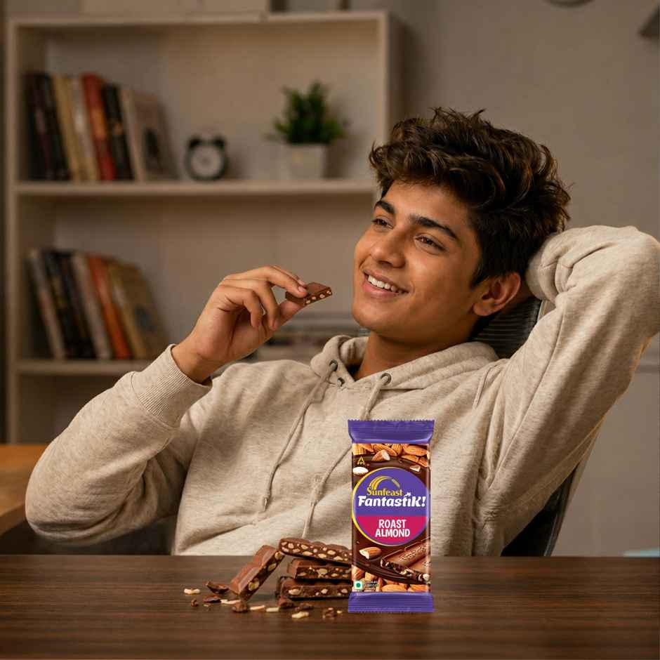 Sunfeast Fantastik Roasted Almond | Nutty & Crunchy