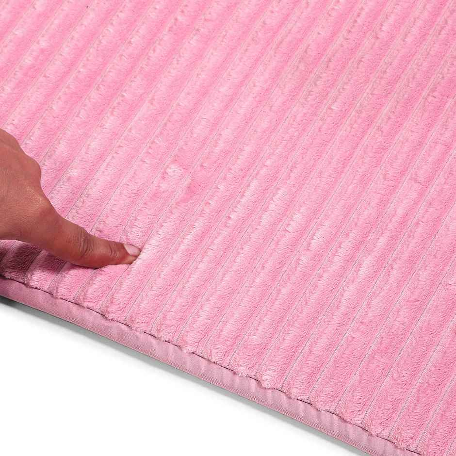 Status Ribbed Anti-Skid Foam Bath Mat | 40 x 60 cm | Pink