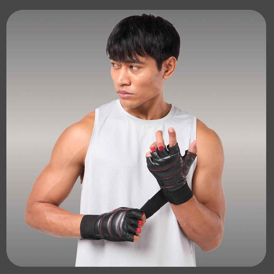 Cult Workout Gym Gloves | Small | Black/Red