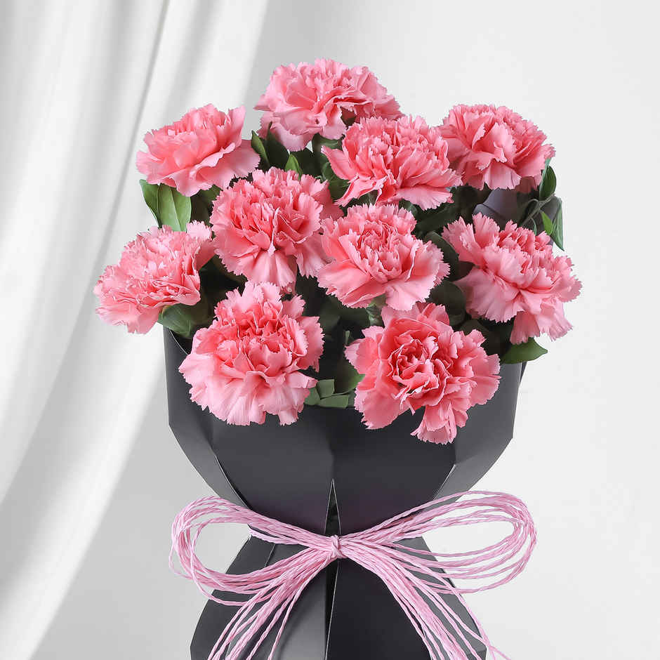 Fnp Mother'S Day 10 Carnation Bouquet (1pc) & Strawberry Mousse Cake (1pc) Combo