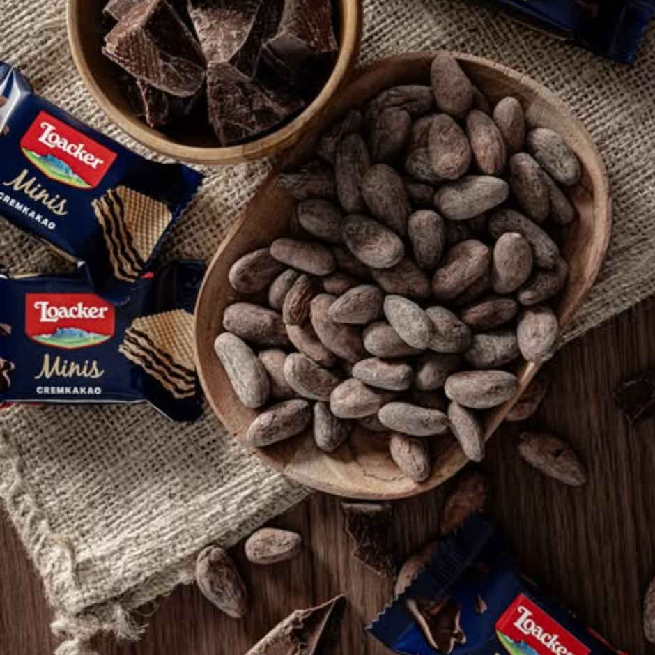 Loacker Minis Chocolate Wafer Cookies with Tin