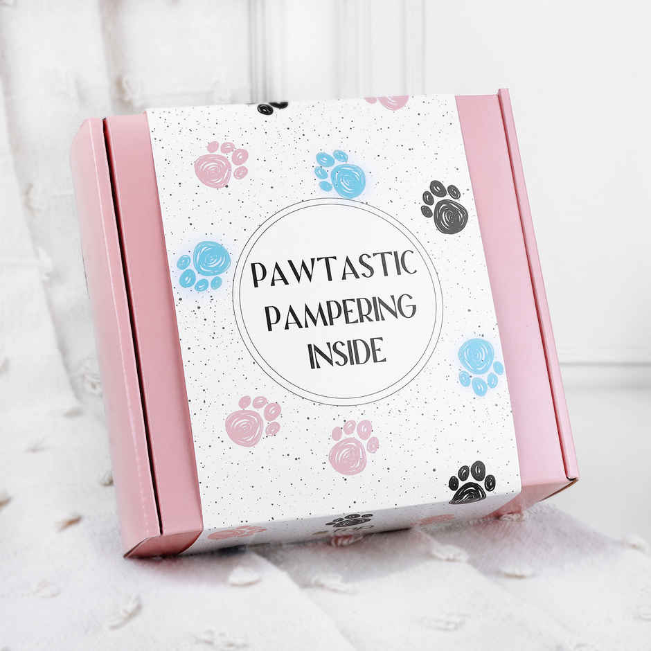 FNP Dog Lover Sister Rakhi Return Gift