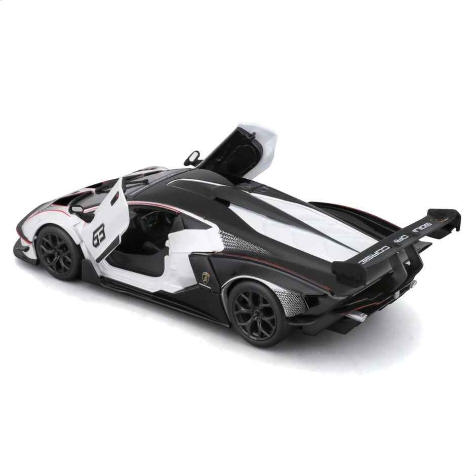 Bburago Licensed 1:24 Racing Lamborghini Essenza SCV12 | White