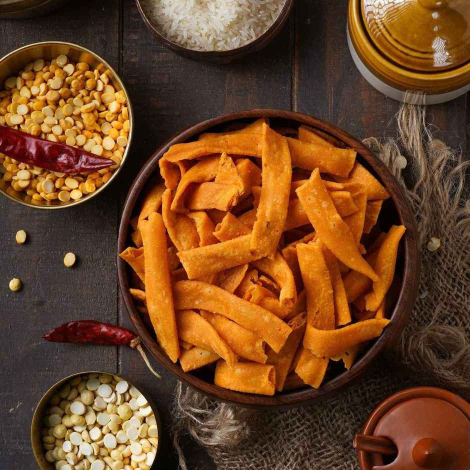 Sweet Karam Coffee Ribbon Pakoda (Murukku /Chakli) - Namkeen Snacks