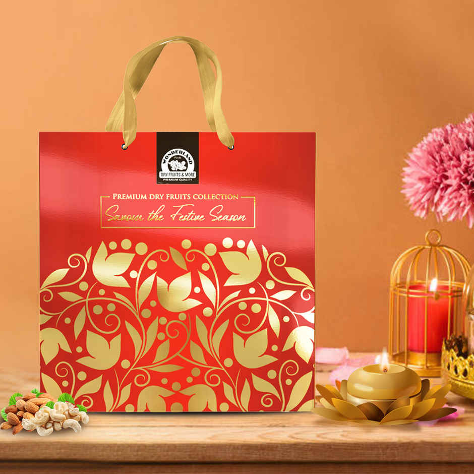 Wonderland Foods Roasted & Salted Dry Fruits Gift Box