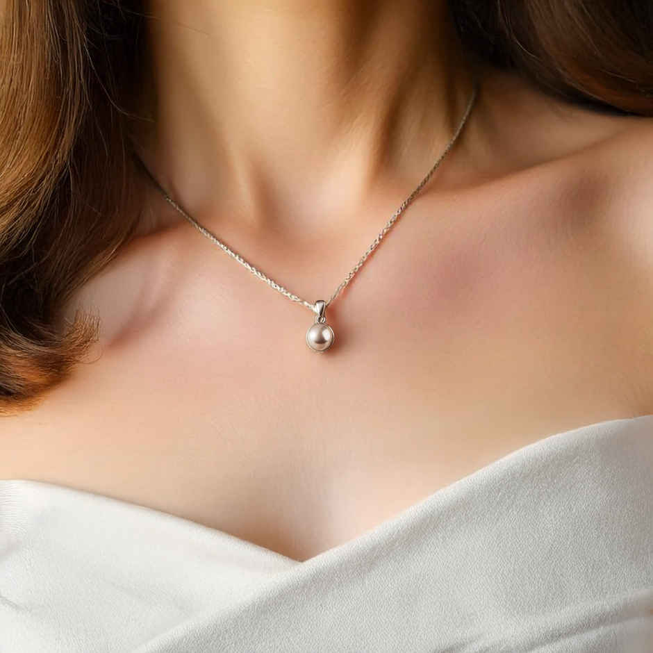 Astrotalk 7.25 Ratti Pearl with Pendant