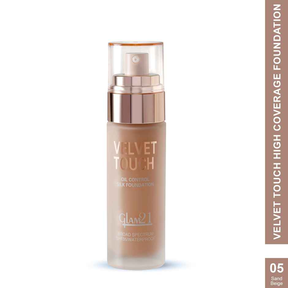 Glam21 Velvet Touch Oil Control Silk Foundation | Sand Beige