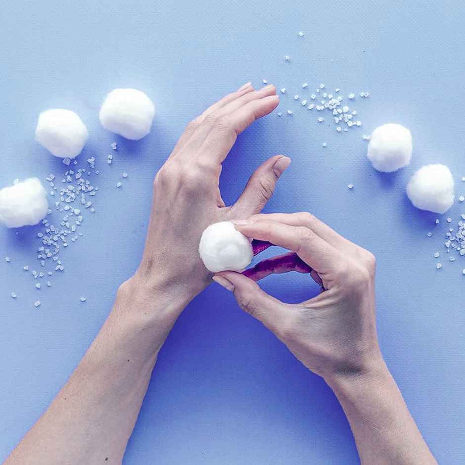 GUBB USA White Cotton Balls | Personal Care