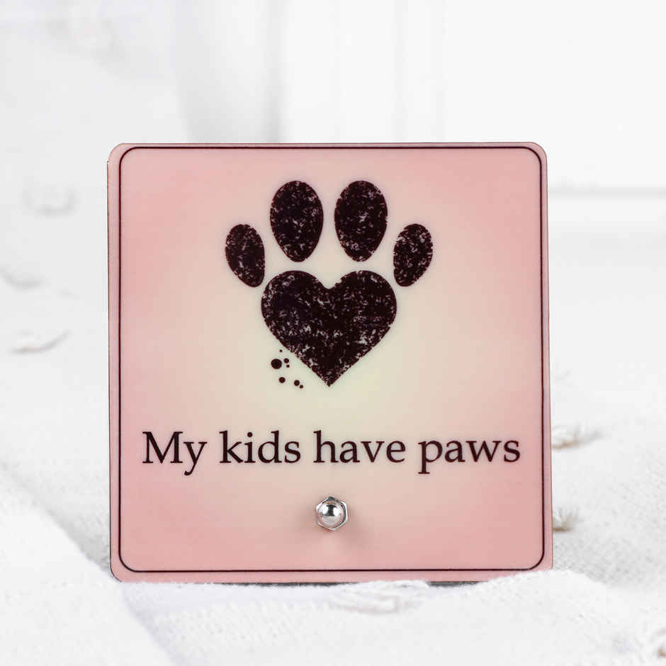 FNP Dog Lover Sister Rakhi Return Gift