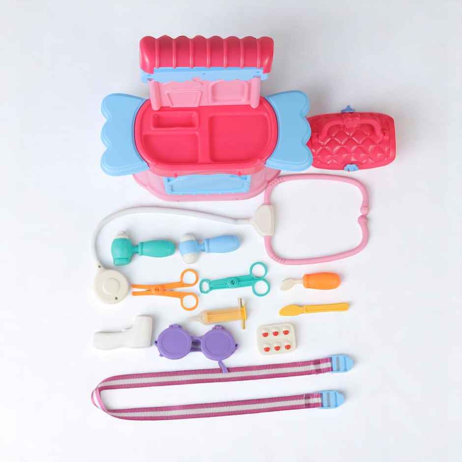 Hamleys Peppa Pig Doctor Play Toyset Medical Kit with Stethoscope, Thermometer & Accessories