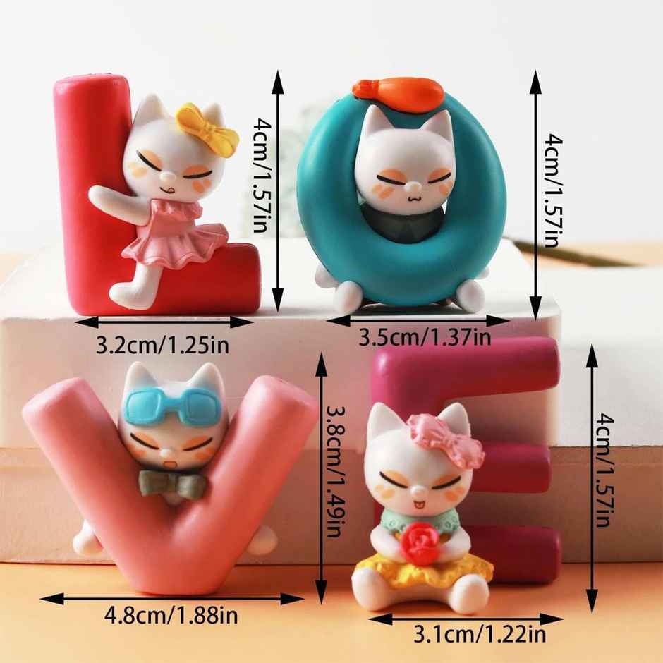 Perpetual Resin Love Couple Decorative Showpiece