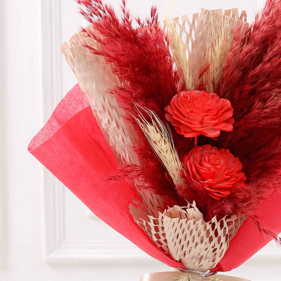 FNP Scarlet Dried Floral Bouquet
