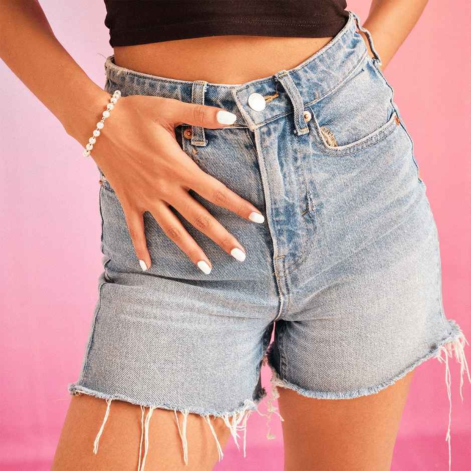 Gush Gel Glossy Finish Nail Polish | Frosted Vanilla | Long Lasting Lacquer | Soft Nude Beige