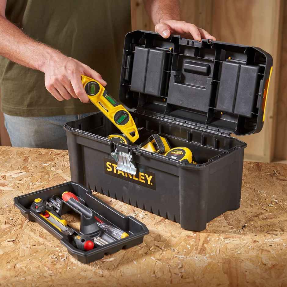 STANLEY STST1-75518-8 16'' Organised Heavy-Duty Portable Essential Toolbox,8L Capacity,41x19.5x20 cm