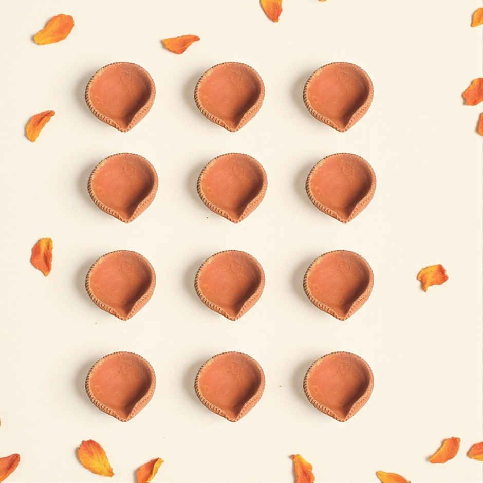 Eco Friendly Mitti Diya | Brown | Clay Diya | Pack Of 12 | Mangal Bhawan