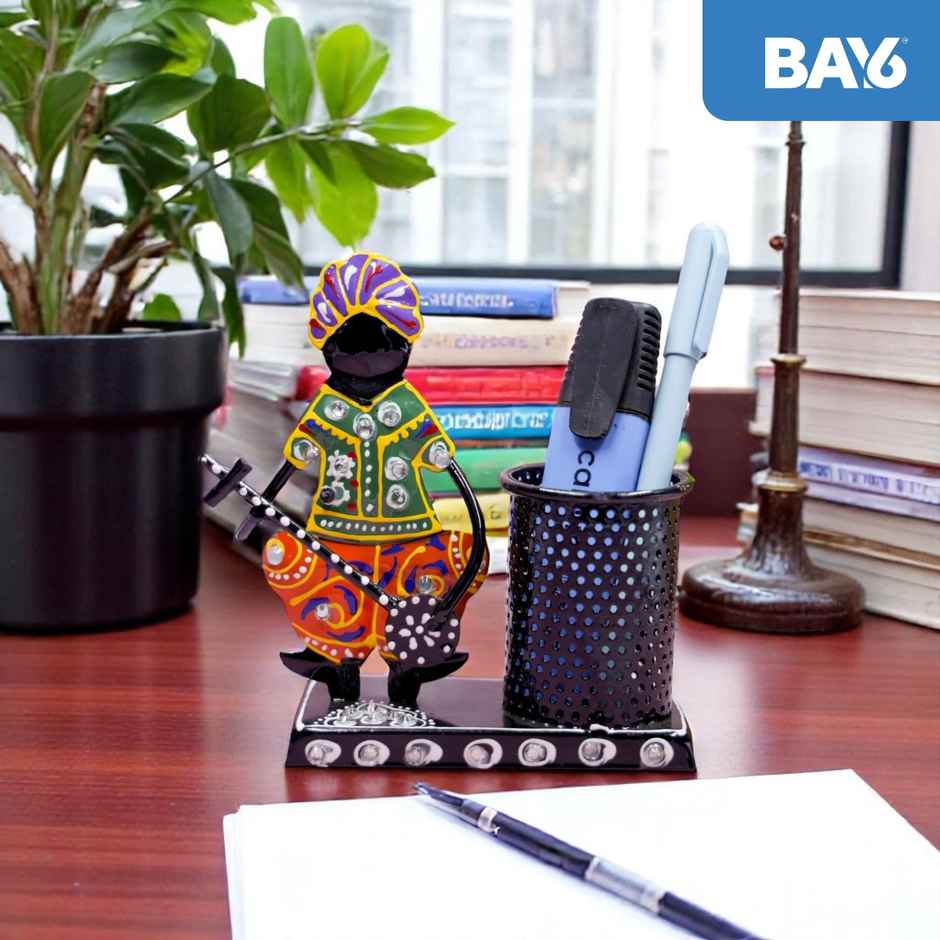 BAY6 Musician-Themed Handpainted Pen Stand