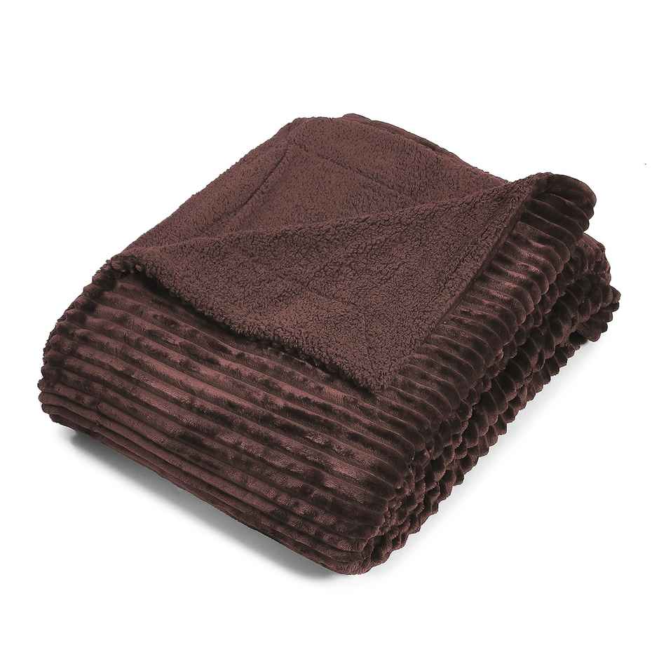 Status Ribbed Flannel Throw 150 x 200 Cm | Brown