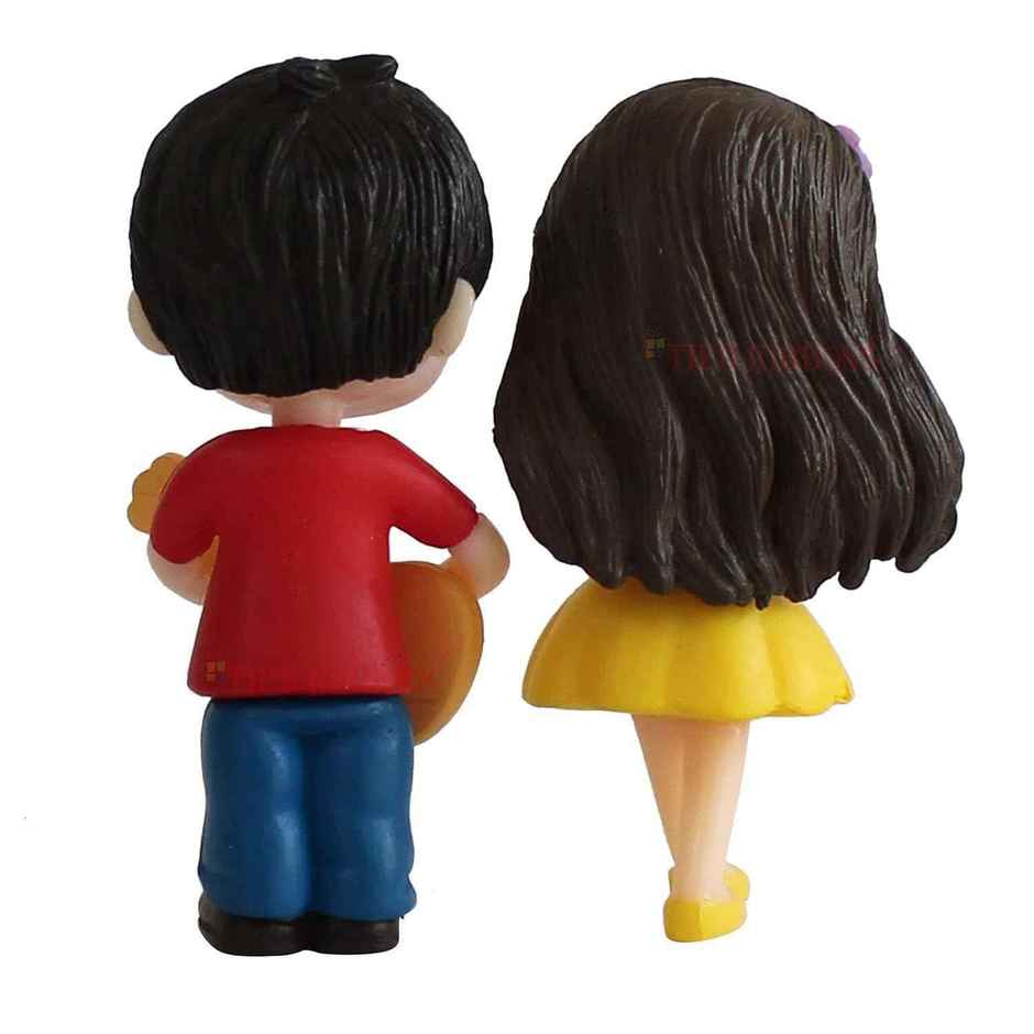 Tied Ribbons Miniature Romantic Couple Guitar Statue
