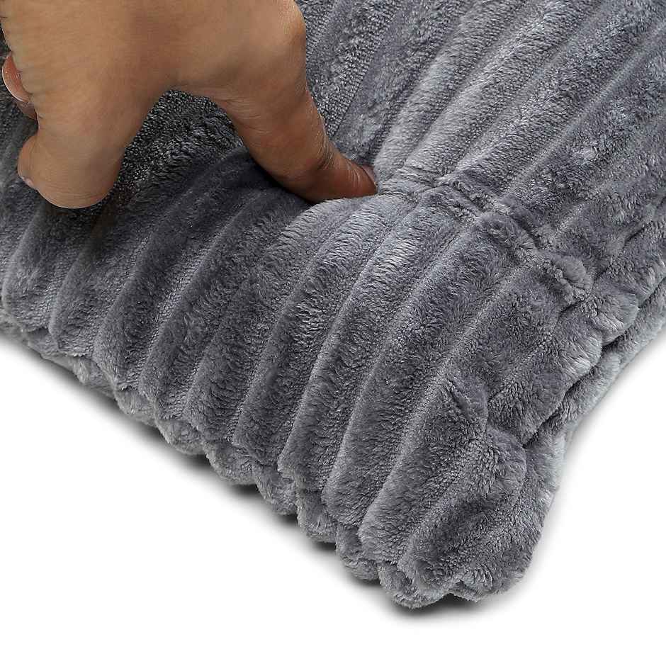 Status Ribbed Memory Foam Cushion 40 x 40 Cm - Grey