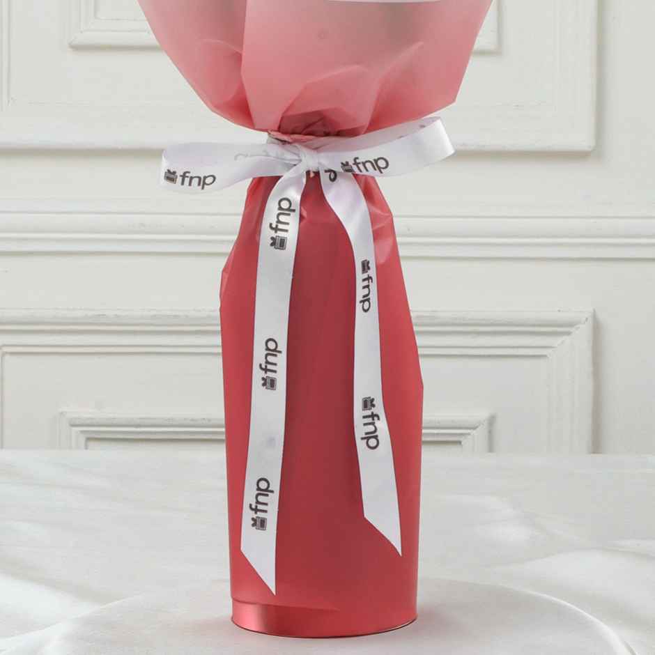 FNP Blush Trio Roses