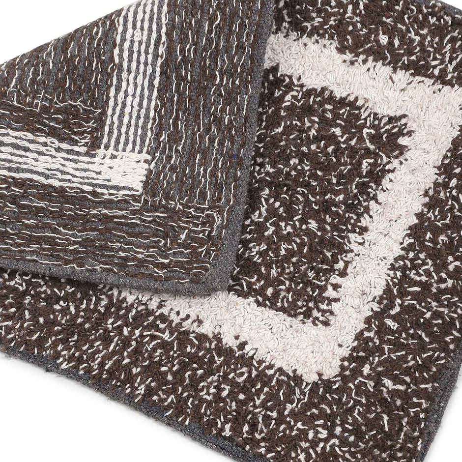 Status Plush Mat 38 x 58 Cm | Brown