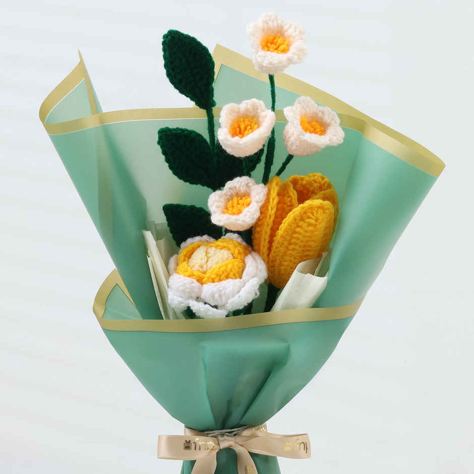 Graceful Crochet Flower Bouquet | FNP