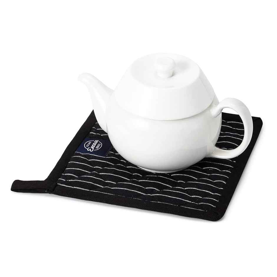 Encasa Xo Yarn-Dyed Pot Holders Butcher Stripes Black 21 cm, Pack of 2