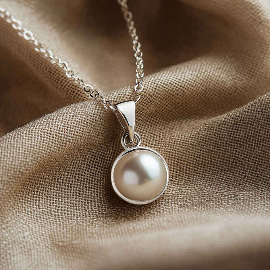 Astrotalk 7.25 Ratti Pearl with Pendant