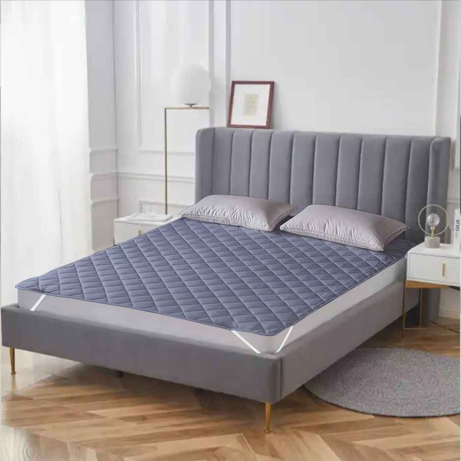 BAY6 Grey Quilted Microfiber Cotton 350 GSM Mattress Protector For Queen Size Bed