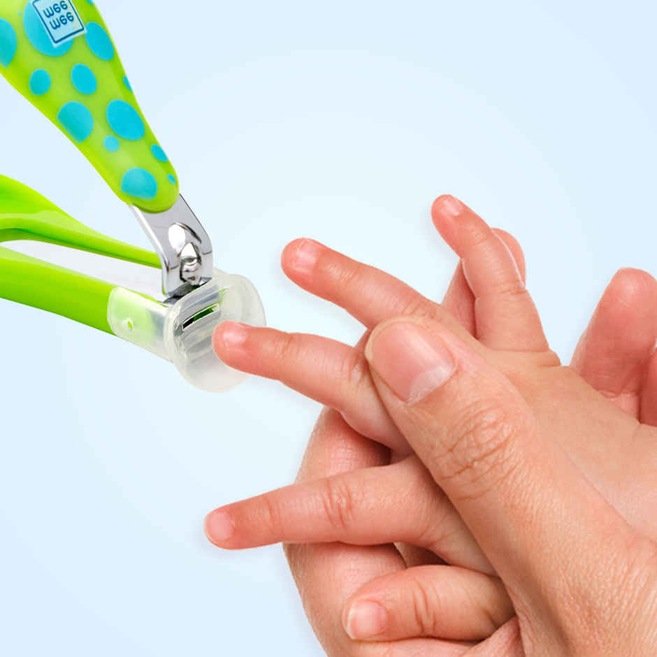 Mee Mee Protective Baby Nail Clipper/Cutter with Skin Guard (Green)