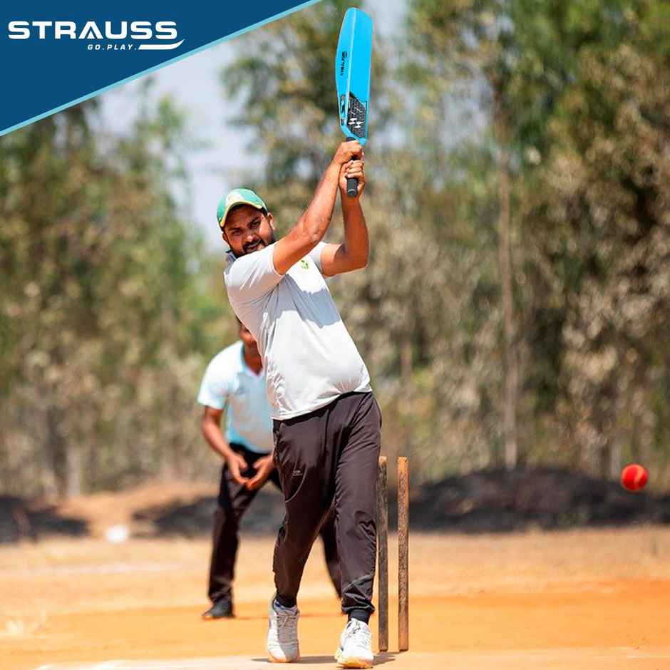 Strauss Plastic Cricket Bat Size 8, (Blue)