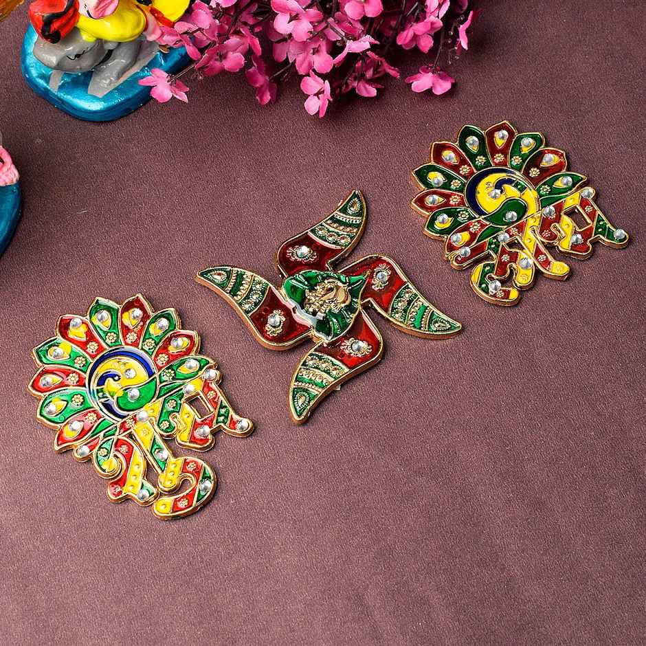 Velvet Toran Bandhanwar | Door Stickers | Multicolour | Satvik