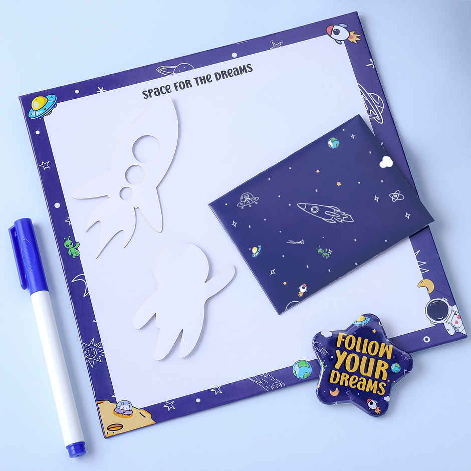 FNP Astronaut Kids Rakhi Hamper