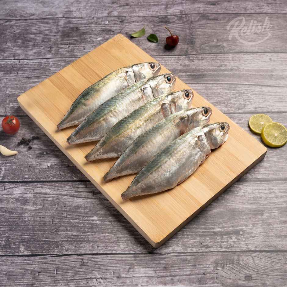Relish Chicken Curry Cut Without Skin(500gms), Relish Mackerel / Bangda Whole And Cleaned(450gms) & Relish Roopchand / Rupchanda Steaks(540gms) Combo 