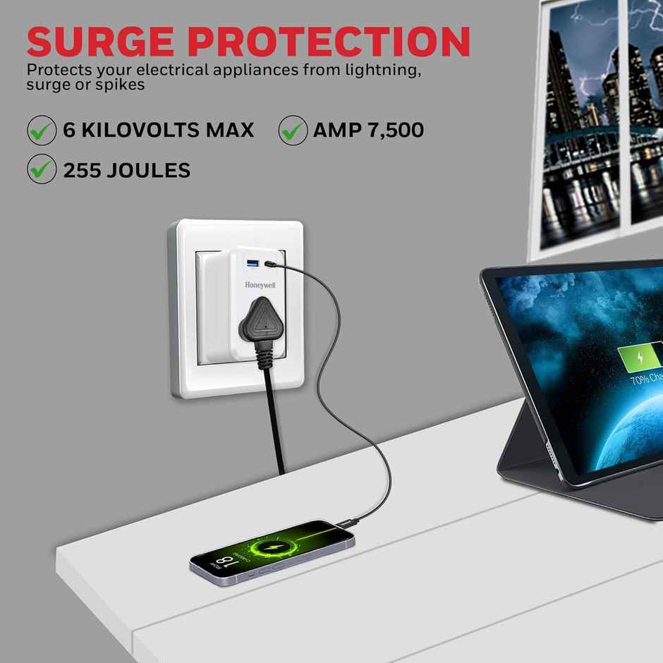 Honeywell 3 Out Surge Cube, Spike Guard, 1 Outlet, PD20W & USB A Port, 7500Amp, Charge On The Go, Device Secure Warranty, Automatic Overload Protection - White