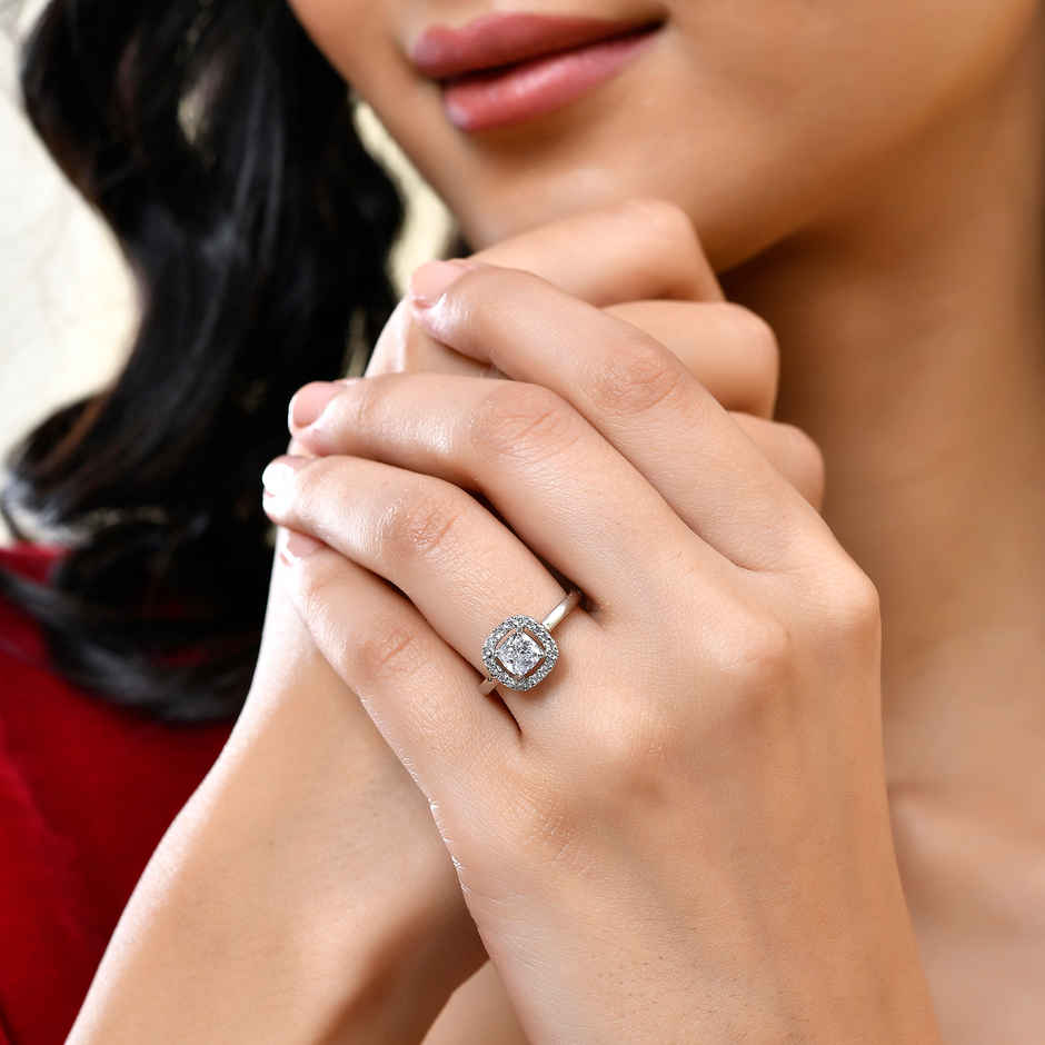 Voylla Valentine's Day Love in Bloom Solitaire Ring