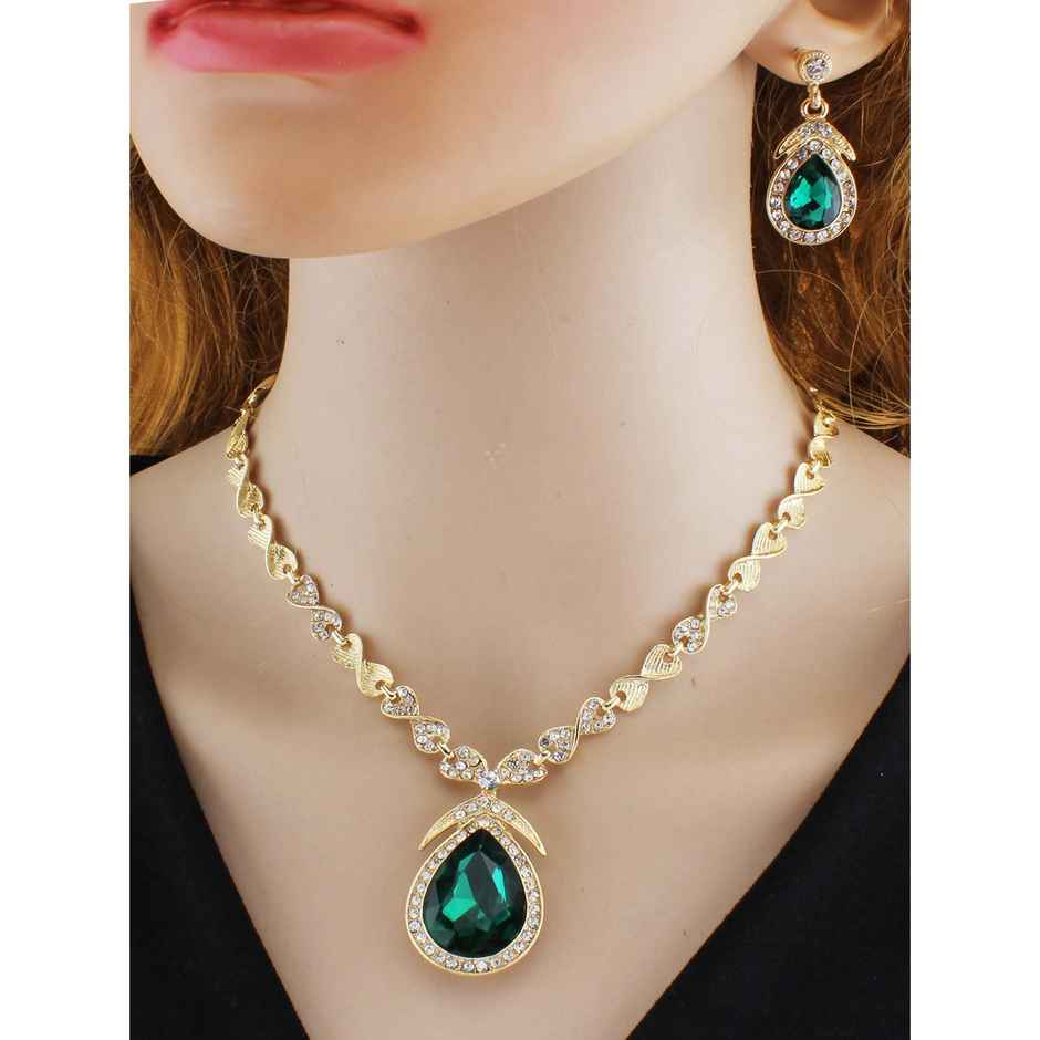 Shining Diva Fashion Latest Stylish Design Fancy Crystal Necklace Jewellery Set for Women | 15221s