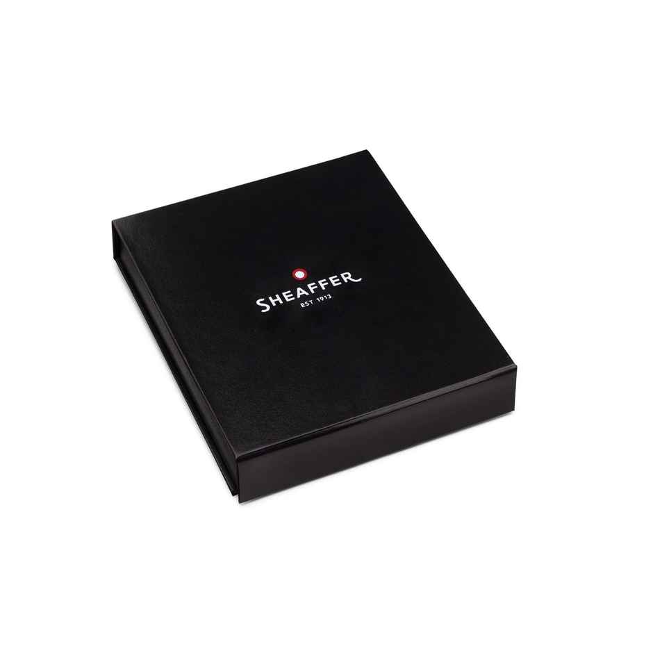 Sheaffer VFM Gift Set Fountain Pen | Medium Nib | Chrome Plated Trims | Black | Small Notebook