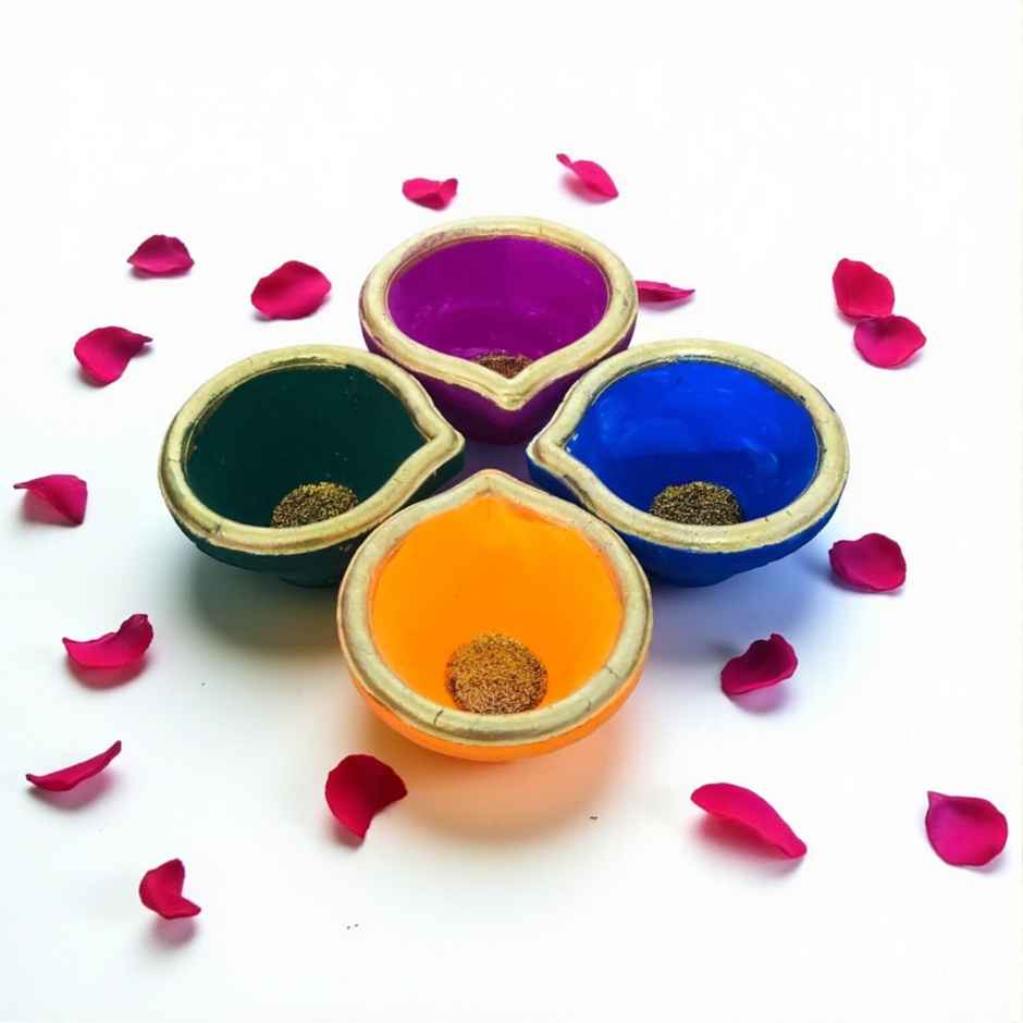 Kunj Gifting Diya | Pack Of 4 | Designer Clay Diya | Skilsy Handicrafts
