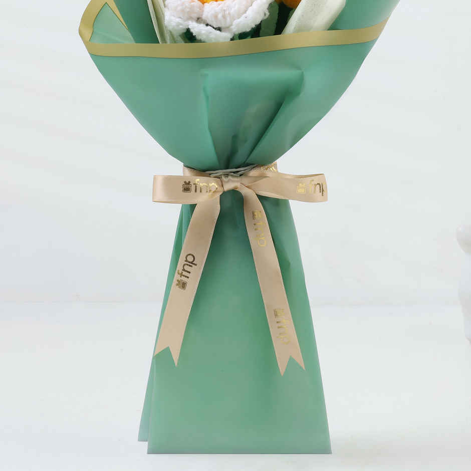 Graceful Crochet Flower Bouquet | FNP