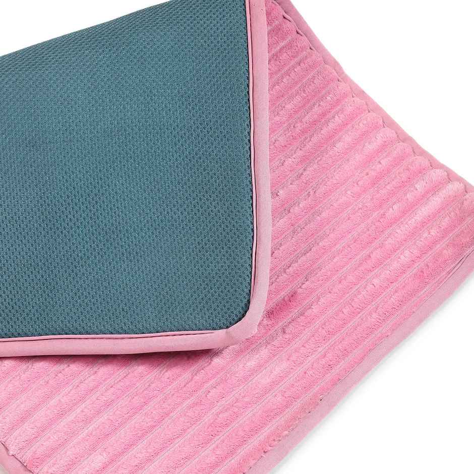 Status Ribbed Anti-Skid Foam Bath Mat | 40 x 60 cm | Pink