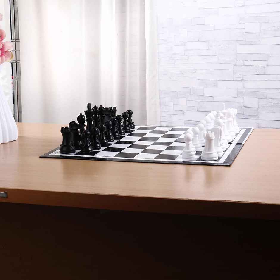 Play Nation Chess Royale Board Game - Black & White