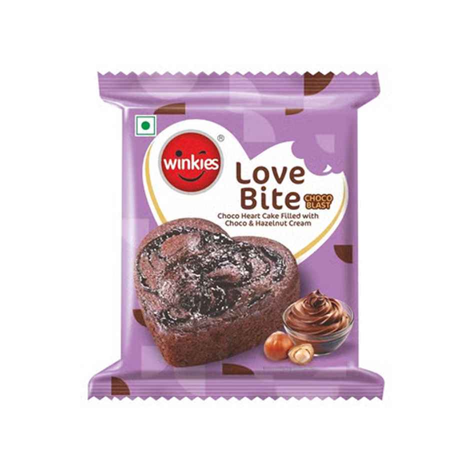 Winkies Love Bite | Choco Heart Cake Filled With Choco & Hazelnut Cream